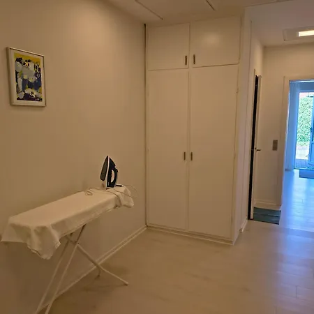 Hel 70m2 I Banken I * 베어링브로